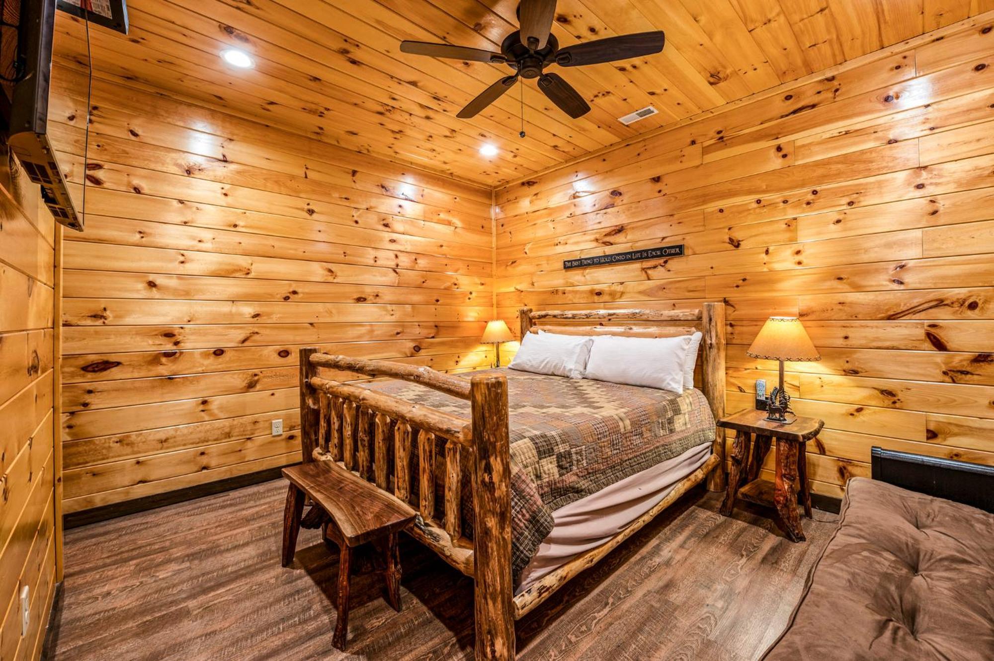 The Mighty Crabapple Manor By Stony Brook Cabins Gatlinburg Εξωτερικό φωτογραφία